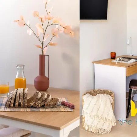 Athenian Sky Retreat: Jacuzzi & Fresh Elegance! Appartamento *